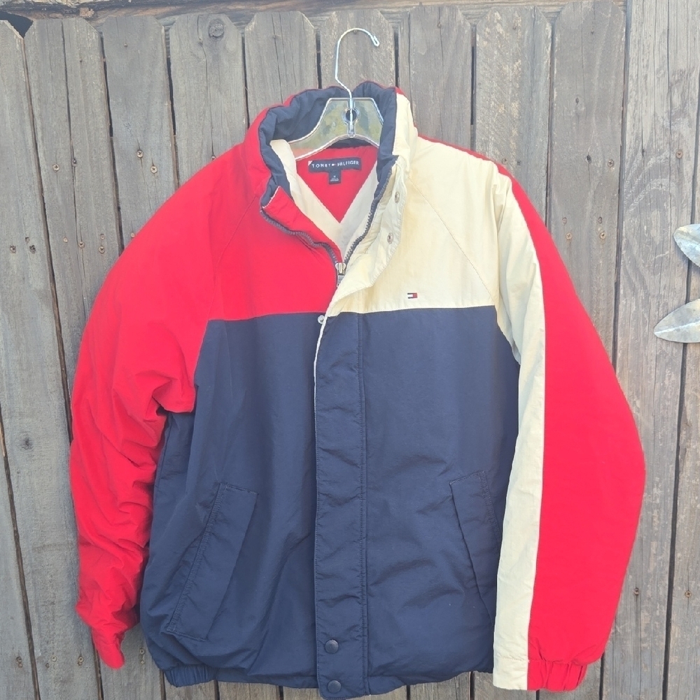 Vintage Tommy Hilfiger Men's Red, Navy, and Cream Puffer Jacket